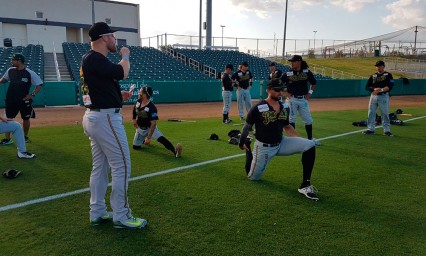 Pericos gana su primera serie fuera de casa