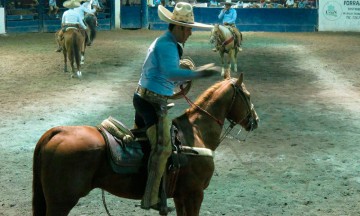 Alberga Huauchinango campeonato estatal charro