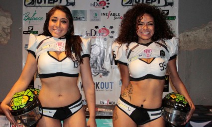 Presenta su equipo Mambas Negras