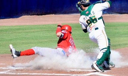 Pericos cae en el segundo de la serie ante Durango