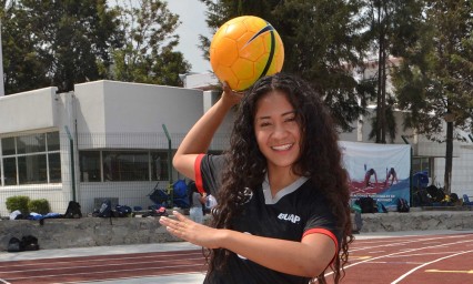 Destaca estudiante BUAP en torneo de handball