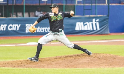 Blanquean a los Pericos