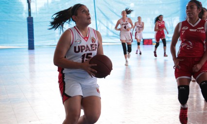 Refuerza Lizeth Barraza a &Aacute;guilas