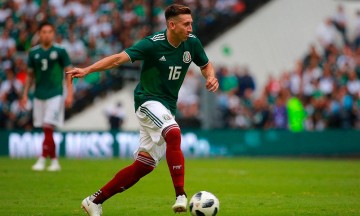 H&eacute;ctor Herrera rompe concentraci&oacute;n con el Tri tras esc&aacute;ndalo