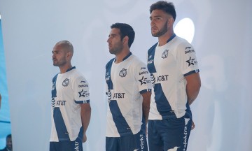 Plantean nuevo uniforme como un clásico de Puebla