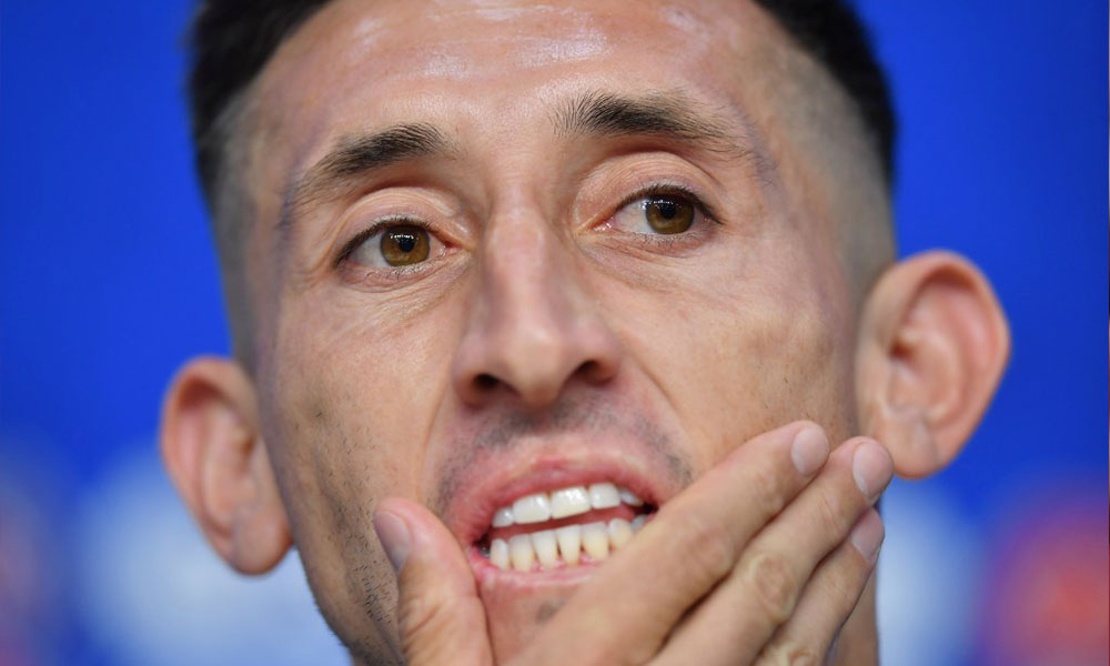 Los memes tras la cirugía plástica de Héctor Herrera