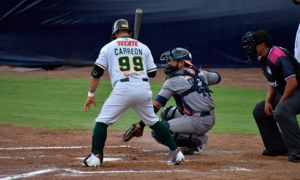 Pericos blanquea a Tigres y empareja la serie en casa