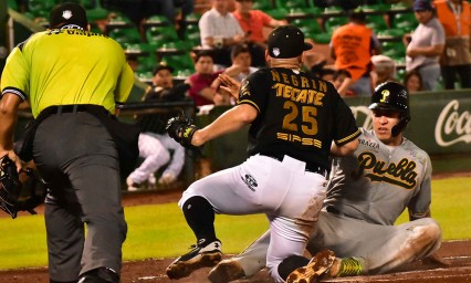 Leones de Yucat&aacute;n evita la barrida ante Pericos