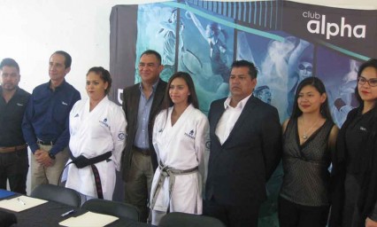 Establece Club Alpha alianza para el karate