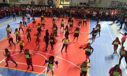 Participan mil personas en Festival Activaci&oacute;n F&iacute;sica