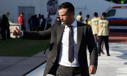 Se reencuentra Lobos BUAP con Rafael Puente en su visita a Quer&eacute;taro