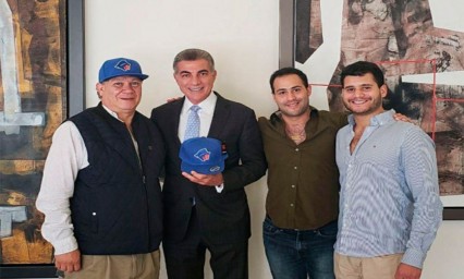 Gali formaliza alianza con Artilleros &ldquo;Cinco de Mayo&rdquo; 