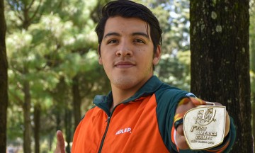 Busca Misael L&oacute;pez retener nacional de taekwondo