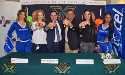 Festejan 10 a&ntilde;os de Carrera UDLAP