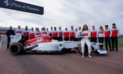 Regresa Tatiana Calder&oacute;n a probar un F&oacute;rmula 1 en Italia