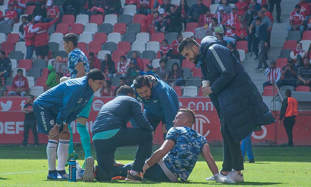 Nicolás Vikonis, baja del Club Puebla para enfrentar a Santos 