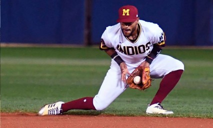 Jesmuel Valent&iacute;n, refuerzo de los Pericos de Puebla