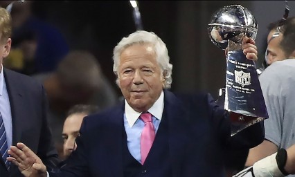 Kraft, acusado de solicitar prostituci&oacute;n