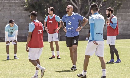 Club Puebla cierra jornada en lunes por la noche