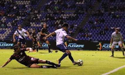 Termina sequ&iacute;a de Club Puebla en casa; vence al Quer&eacute;taro
