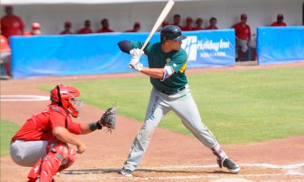 Fest&iacute;n ofensivo de la Novena Verde en el Hermanos Serd&aacute;n