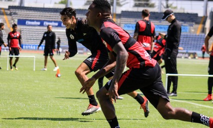 Lobos Buap se enfoca en Chivas