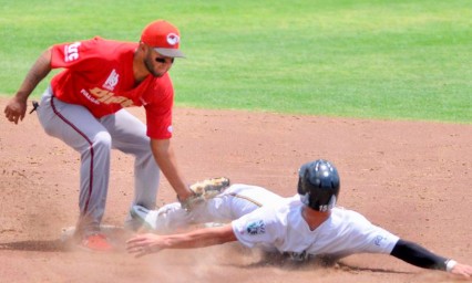 Pericos de Puebla pierde su primera serie como local 