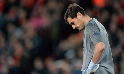 Atienden de emergencia a Iker Casillas por infarto