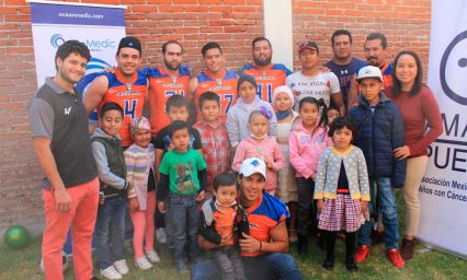 Artilleros visitan la AMANC por D&iacute;a del Ni&ntilde;o