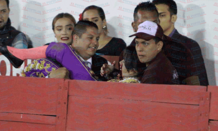 Operan a Hilda Tenorio, luego de que un toro le destrozara la mad&iacute;bula