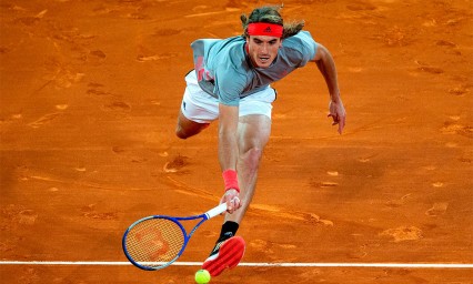 Tsitsipas fue m&aacute;s que Nadal