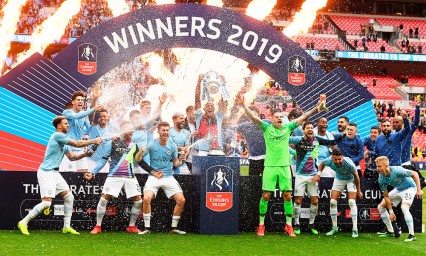 Manchester City arrolla al Watford