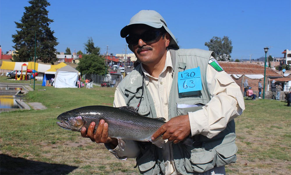 Realizan torneo de pesca deportiva en Chignahuapan
