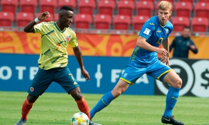 Ucrania elimina a Colombia y avanza