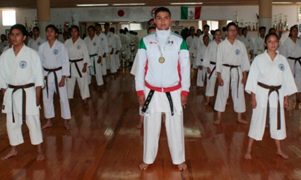 Alumnos de BUAP Ter&aacute;n y Cruz logran medallas en Olimpiada Nacional
