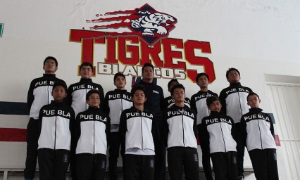 Representa Tigres Blancos a Puebla en Campeonato SEP