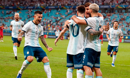 Argentina va contra Venezuela