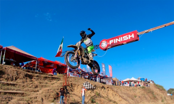 Eduardo Andrade se corona campe&oacute;n por segunda vez