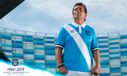 Lanzan nuevo jersey conmemorativo por su 75 aniversario