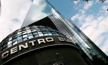 Bolsa mexicana pierde 1.26%