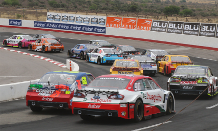 Cuatro &oacute;valos y un circuito para cerrar la Nascar Peak M&eacute;xico