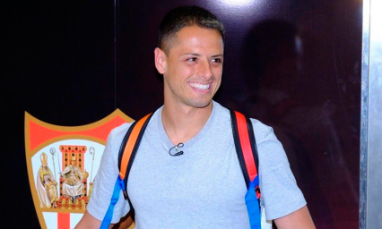 Chicharito ser&aacute; presentando hoy con el Sevilla