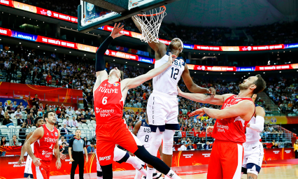 Turqu&iacute;a hace sufrir al Dream Team en Mundial de la FIBA