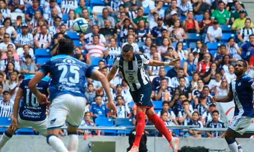 Rayados saca agónica victoria en casa ante Puebla