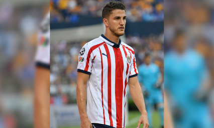 Chivas a&uacute;n aspira a la Liguilla: Hiram Mier