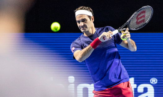 Federer, en el camino de Nadal