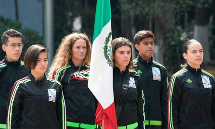 Abanderan a delegaci&oacute;n rumbo a Suiza 2020