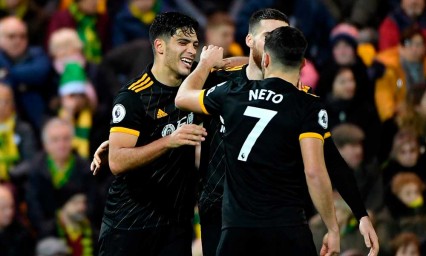 Ra&uacute;l firma la remontada del Wolverhampton
