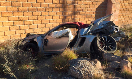 Cort&eacute;s sale ileso de accidente en San Luis