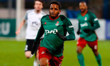 El peruano Jefferson Farf&aacute;n furioso por recorte salarial en el Lokomotiv de Mosc&uacute; 